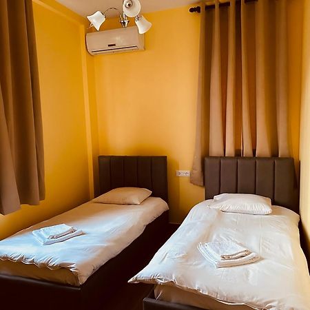 Auto Tana Guest House Tirana Exterior photo
