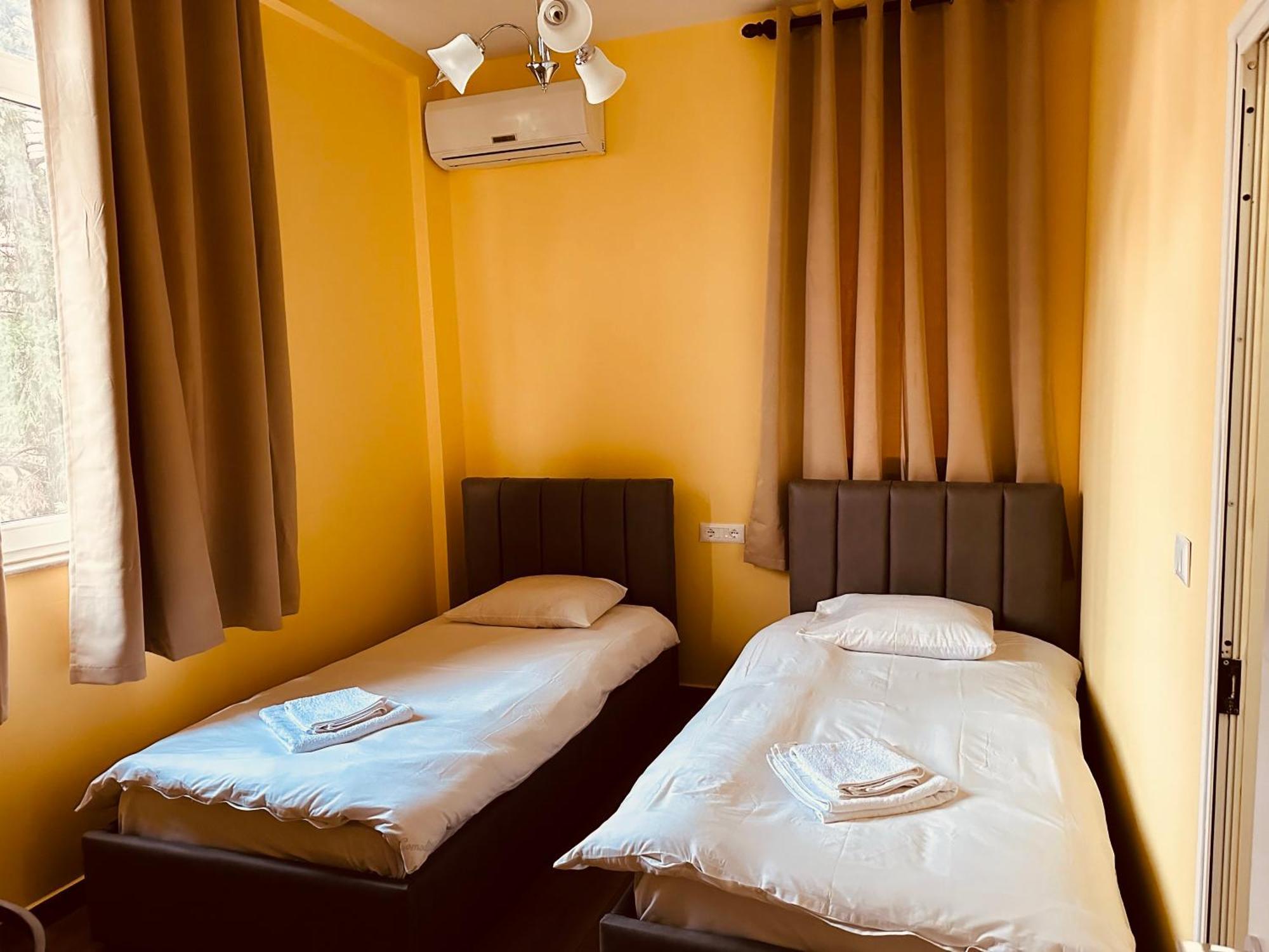 Auto Tana Guest House Tirana Exterior photo