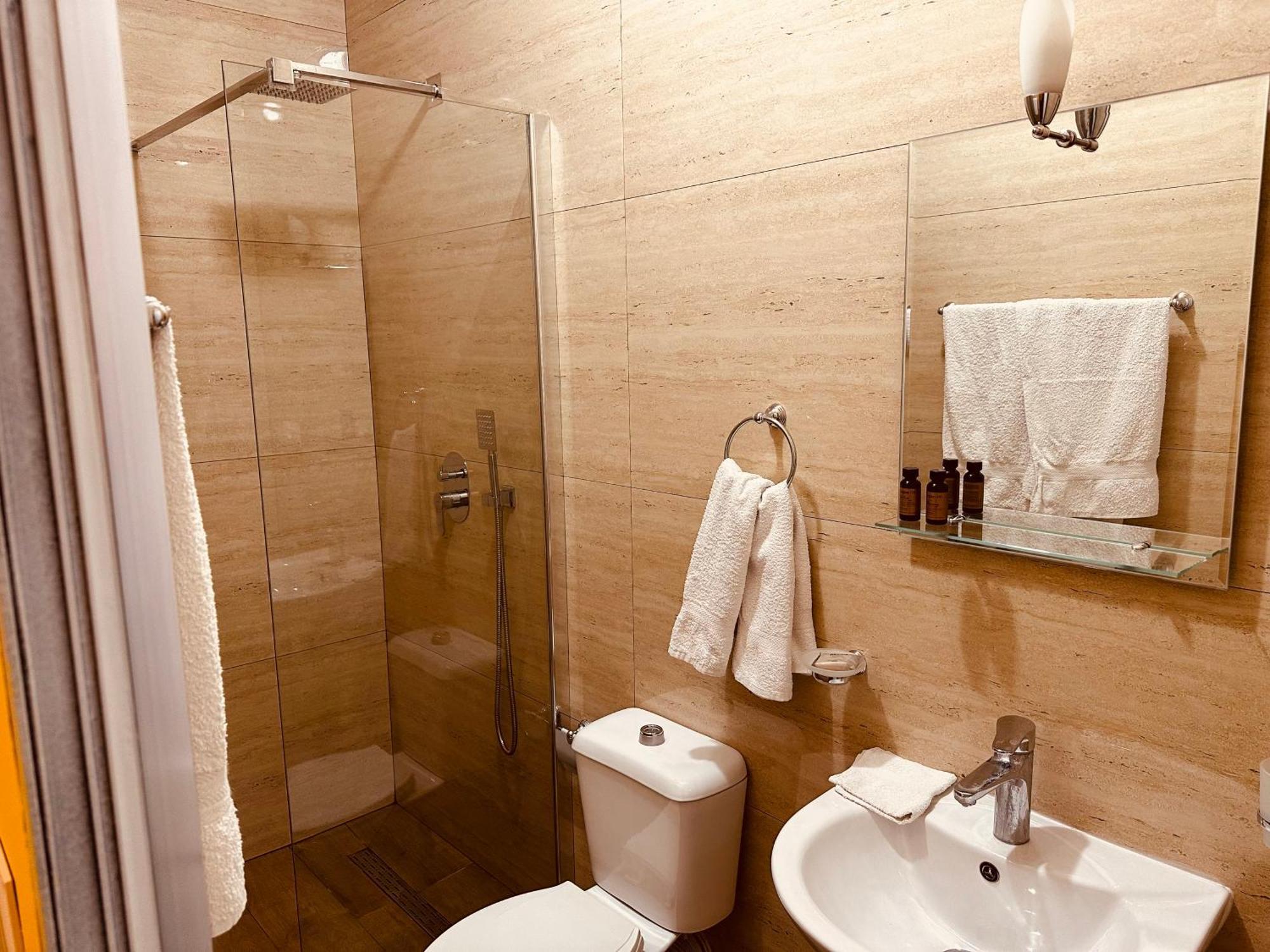 Auto Tana Guest House Tirana Exterior photo